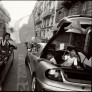 Communauté des Tamouls Sri Lankais en France. Photographie prise le soir de la finale de la coupe du monde de football, le 12 juillet 1998, après la victoire de l'équipe de France, Jean-Michel Delage