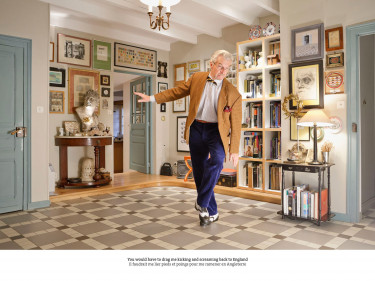 Rip  Hopkins, Another country, « Il faudrait me lier pieds et poings pour me ramener en Angleterre »