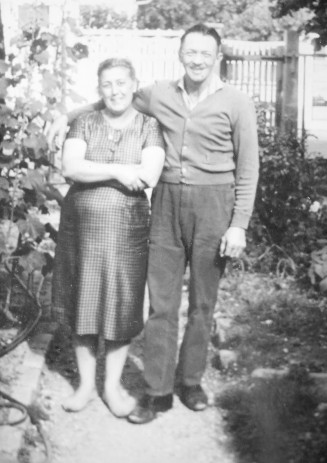 La mère et le père de Giorgio Molossi, en France en 1963 ou 1964